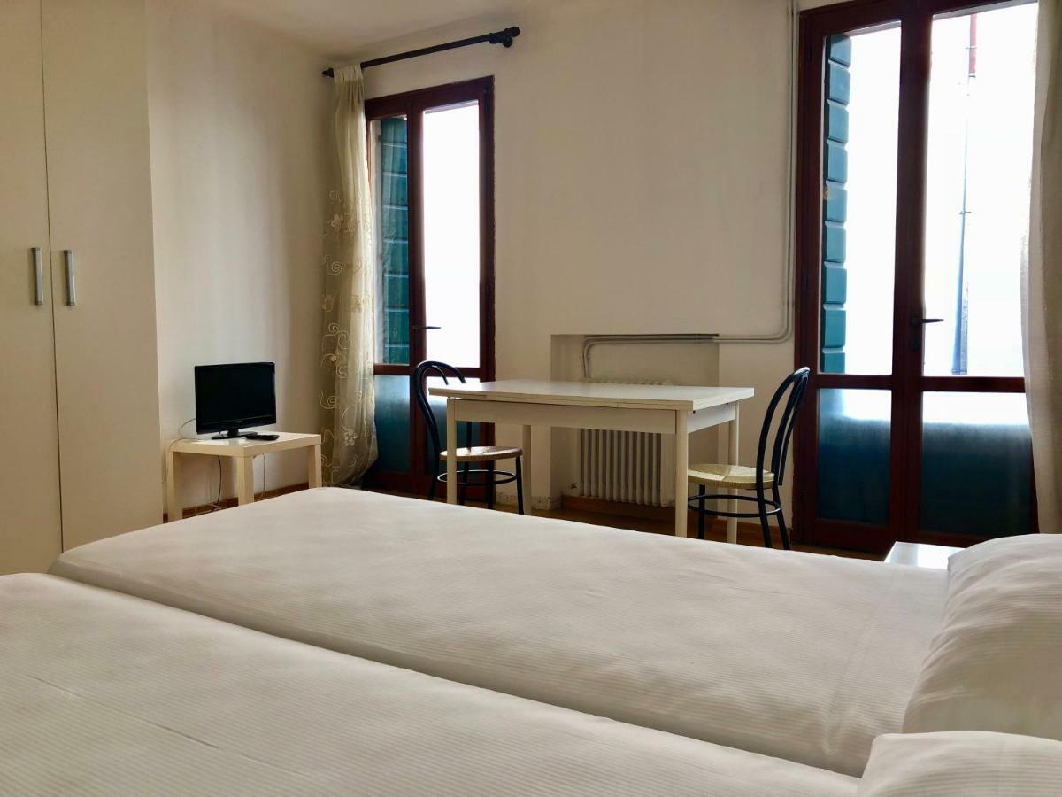 M14 Duomo Apartments Padwa Zewnętrze zdjęcie