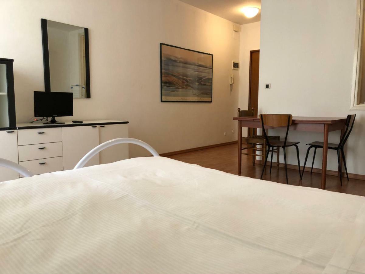 M14 Duomo Apartments Padwa Zewnętrze zdjęcie